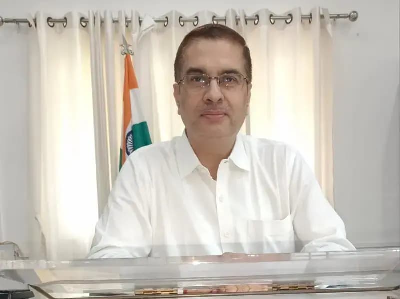 Sonbhadra News: लू के कहर से बदला स्कूल टाइम, अब सुबह 7:30 से दोपहर 12 बजे तक लगेंगी कक्षाएं.