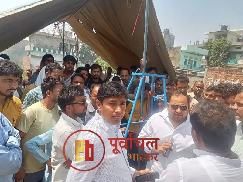 Chandauli News: PWD की करोड़ों की जमीन पर कब्जे की कोशिश नाकाम, जनाजे की आड़ में हो रहा था अतिक्रमण.
