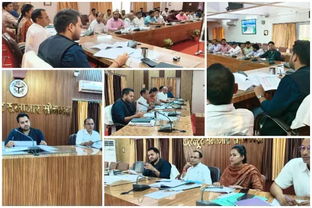 Sonbhadra News: हर घर नल जल योजना की समीक्षा, मई तक हर घर में शुद्ध पेयजल सुनिश्चित करने के निर्देश.