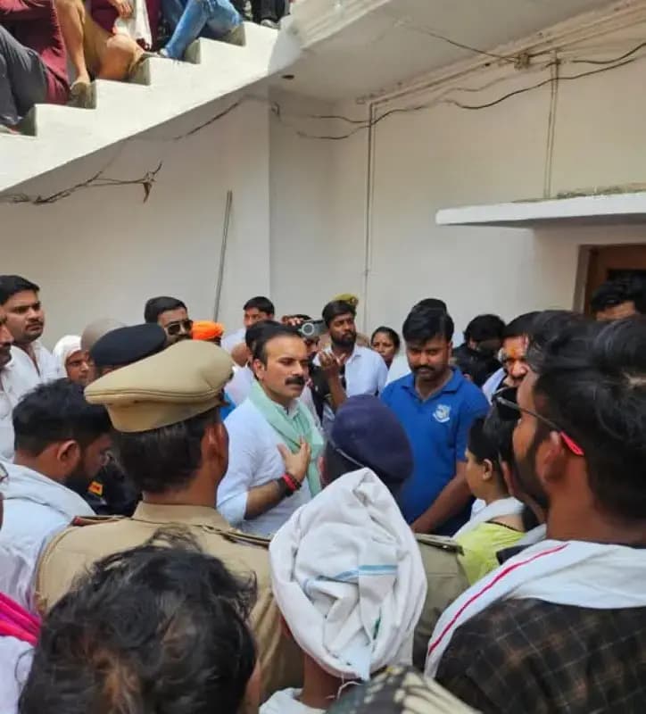 Chandauli News: वाराणसी हत्याकांड पर सैयदराजा विधायक ने दिया भरोसा, पीड़ित परिवार को मिलेगा न्याय.
