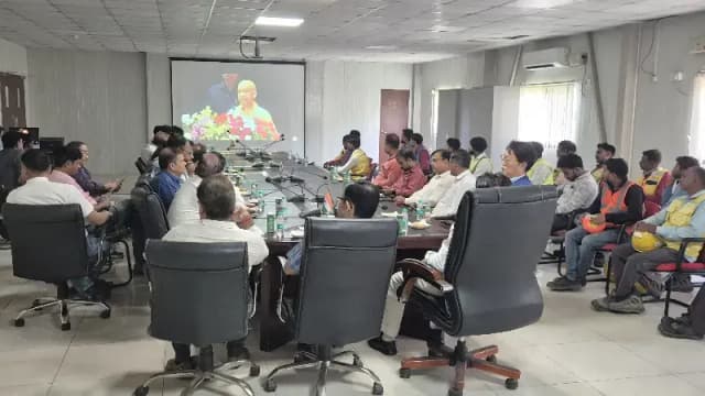 Sonbhadra News: अंतर्राष्ट्रीय श्रमिक दिवस पर ओबरा तापीय परियोजना में सजीव प्रसारण, श्रमिक कल्याण पर दोहराई प्रतिबद्धता.