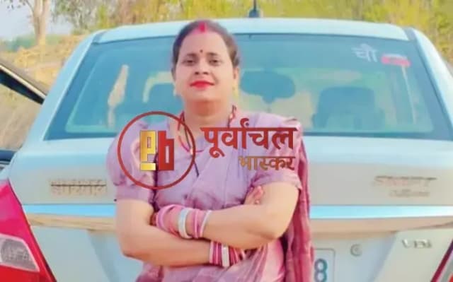 Chandauli News: हाइवा ट्रेलर की चपेट में आने से विवाहिता की मौत, आक्रोशित लोगों ने सड़क किया जाम.
