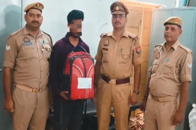 Chandauli News: जीआरपी ने अंतर्राज्यीय शराब तस्कर को दबोचा, 7.6 लीटर शराब बरामद.

