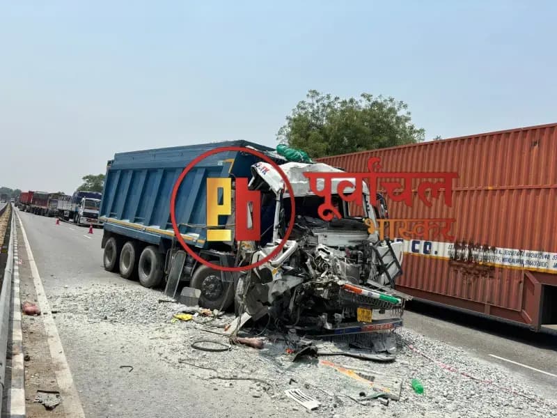 Chandauli News: अनियंत्रित हाईवा ट्रक सामने जा रही वाहन से टकराई, टक्कर में हाईवा चालक की मौत.

