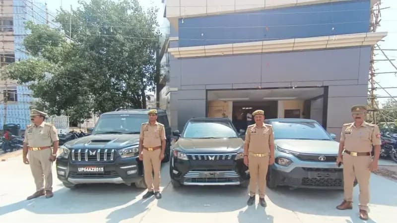 Sonbhadra News: अवैध परिवहन पर रॉबर्ट्सगंज पुलिस का शिकंजा, 4 गिरफ्तार, 5 वाहन सीज.