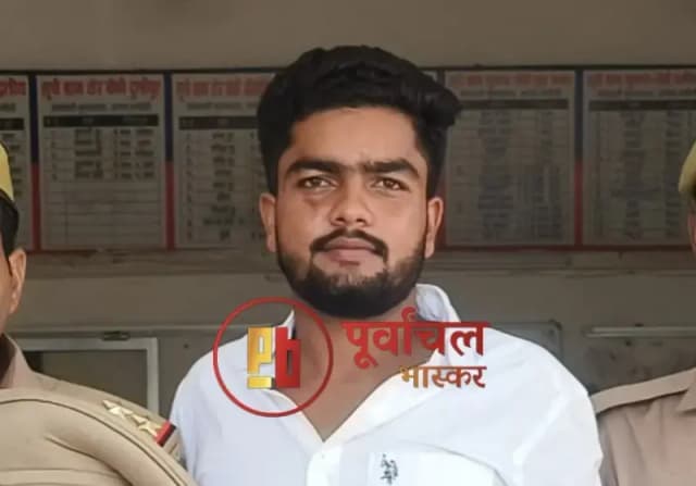Chandauli News:यक्ष एप्प कि मदद से तमंचा और कारतूस के साथ शातिर बदमाश गिरफ्तार.
