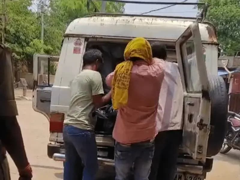 Sonbhadra News: संदिग्ध परिस्थितियों में विषाक्त पदार्थ के सेवन से 16 वर्षीय किशोरी की मौत.