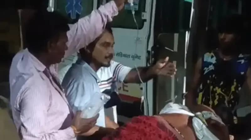Sonbhadra News: 400 रुपये के लेन-देन में खूनी संघर्ष, धारदार हथियार से हमला, पांच घायल.