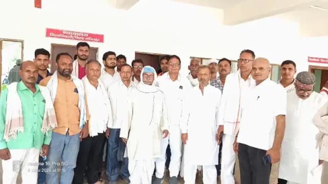 Chandauli News: विंध्य एक्सप्रेसवे के खिलाफ सड़कों पर उतरे किसान, भूमि अधिग्रहण रद्द करने की मांग.
