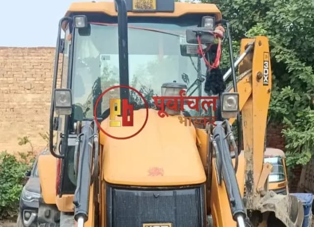 Chandauli News: अवैध मिट्टी खनन पर बड़ी कार्रवाई, ग्राम प्रधान समेत तीन के खिलाफ मुकदमा दर्ज.
