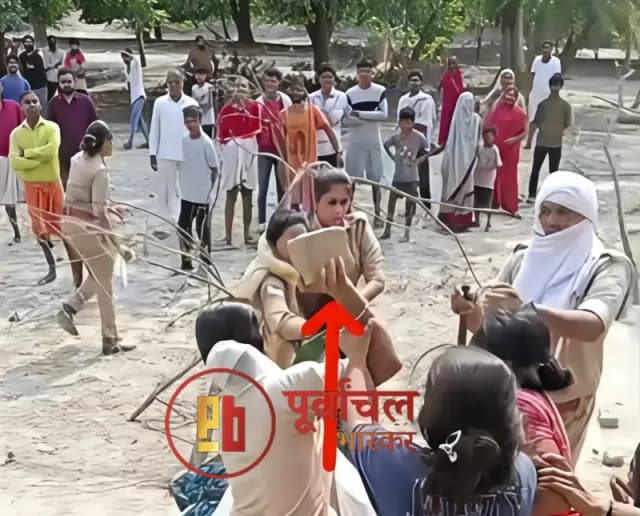 Chandauli News: हाईकोर्ट के आदेश पर पैमाइश के दौरान बवाल, पुलिस-राजस्व टीम पर पथराव, महिला सिपाही समेत चार घायल.
