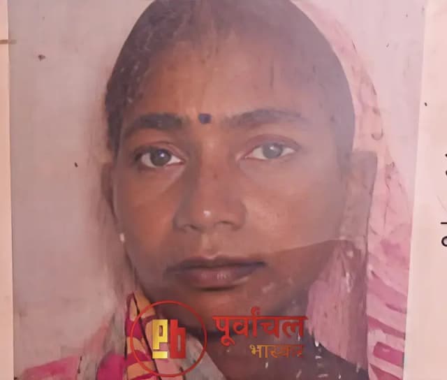 Chandauli News: दो बाइकों की आमने-सामने टक्कर, महिला की मौत, एक युवक ट्रॉमा सेंटर रेफर.
