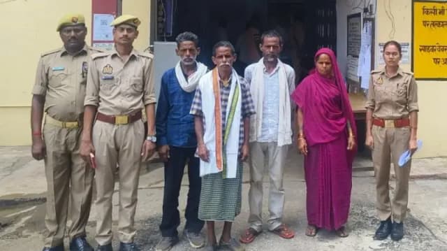 Sonbhadra News: वारंटियों पर बीजपुर पुलिस का शिकंजा, चार आरोपी गिरफ्तार.