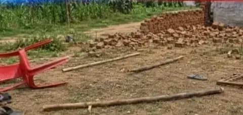 Chandauli News: जमीन विवाद में दो पक्षों के बीच लाठी-डंडे चले, आधा दर्जन घायल, पुलिस जांच में जुटी.

