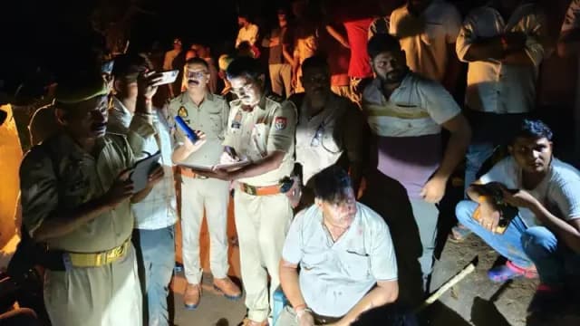 Sonbhadra News: शीशटोला जंगल में हथियारबंद बदमाशों का आतंक, सराफा व्यवसायी से 300 ग्राम सोना व 8 किलो चांदी लूटी.