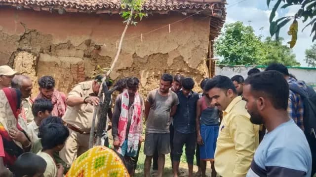 Sonbhadra News: घर के बंद कमरे में फंदे से लटका मिला युवक, जांच में जुटी पुलिस.