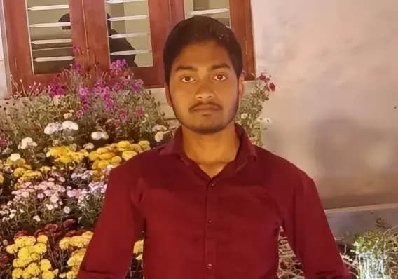 Mirzapur News: आकाशीय बिजली गिरने से 21 वर्षीय युवक की मौत, नीट परीक्षा में शामिल हुआ था मृतक.
