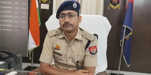 Chandauli News: स्वतंत्रता दिवस पर एसपी आकाश पटेल की अपील, ‘हर घर तिरंगा’ अभियान में बढ़-चढ़कर भाग लें नागरिक.
