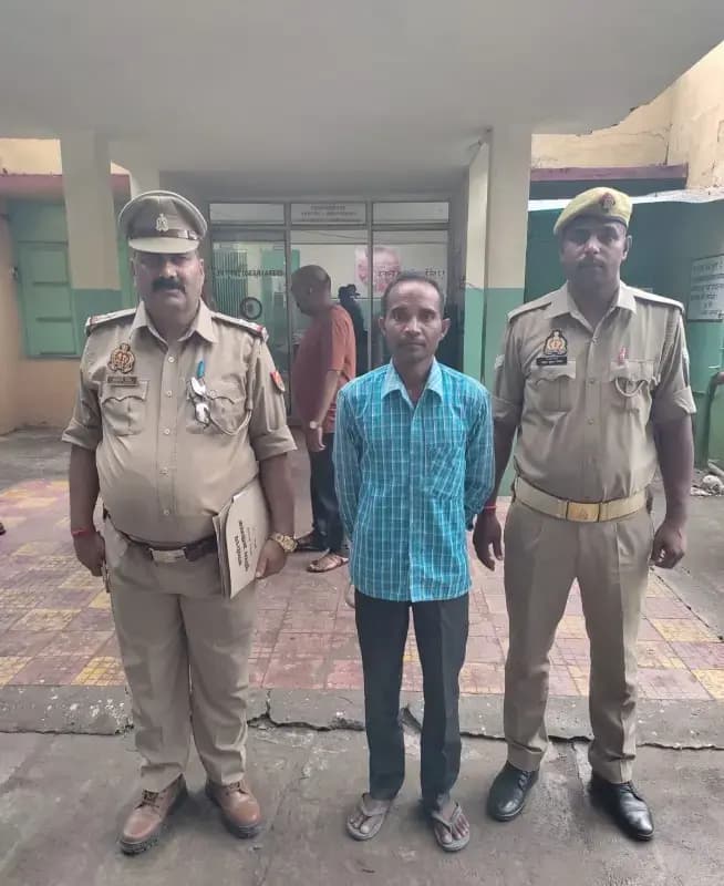 Sonbhadra News: कुल्हाड़ी से जानलेवा हमला, आरोपी रघुनाथ गिरफ्तार.