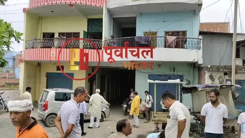 Chandauli News: दो दिन से बंद था किराए के कमरे का दरवाजा, खुला तो पत्नी की लाश और गंभीर हालत में मिला पति, मचा हड़कंप.

