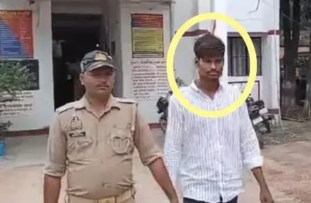 Chandauli News : 25 हजार का इनामी गोतस्कर गिरफ्तार, सैयदराजा पुलिस और स्वाट टीम की कार्रवाई.
