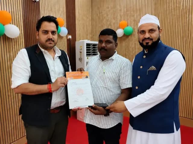 Sonbhadra News: उद्योग बंधु की बैठक में व्यापारी हित के मुद्दे प्रमुखता से उठे, बैंकों को समयबद्ध ऋण निस्तारण के निर्देश.