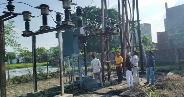 Chandauli News: सकलडीहा में बिजली आपूर्ति सुधारने की पहल, टीपीएमओ से दोनों उपकेंद्र जोड़े गए.