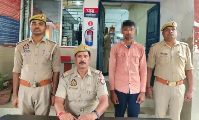 Chandauli News: नाबालिग को बहला-फुसलाकर ले जाने का आरोपी गिरफ्तार, करीब 6 माह बाद लौटी थी पीड़िता.

