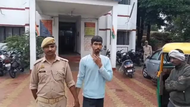 Chandauli News: कांच की बोतल से दोस्त की गर्दन पर जानलेवा हमला करने का आरोपी गिरफ्तार.
