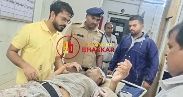 Chandauli News: जीटीआर रेलवे ब्रिज पर क्षतिग्रस्त पटिया से नीचे गिरे रेल अधिकारी, हालत गंभीर.
