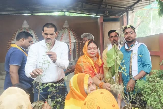 Chandauli News: नगर सहित गांव में अभियान चला कर निःशुल्क वृक्षों का होगा वितरण.