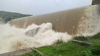 चंदौली के चकिया स्थित लतीफशाह बांध का सुंदर नजारा! Beautiful Waterfall। Rajdariwaterfall