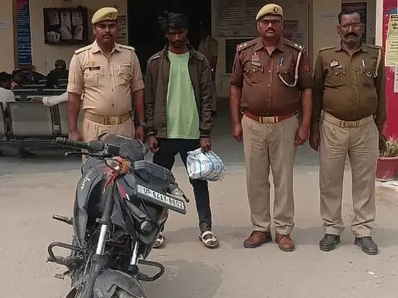Sonbhadra News: अवैध मादक पदार्थ के खिलाफ अभियान में पुलिस को सफलता, 1.1 किलो गांजा के साथ एक गिरफ्तार.