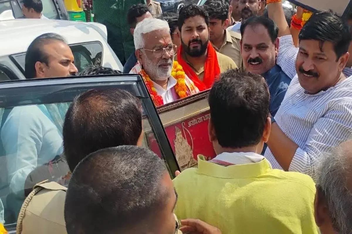 Chandauli News: जल शक्ति मंत्री ने नहरों में पानी छोड़े जाने का दिया आश्वासन.