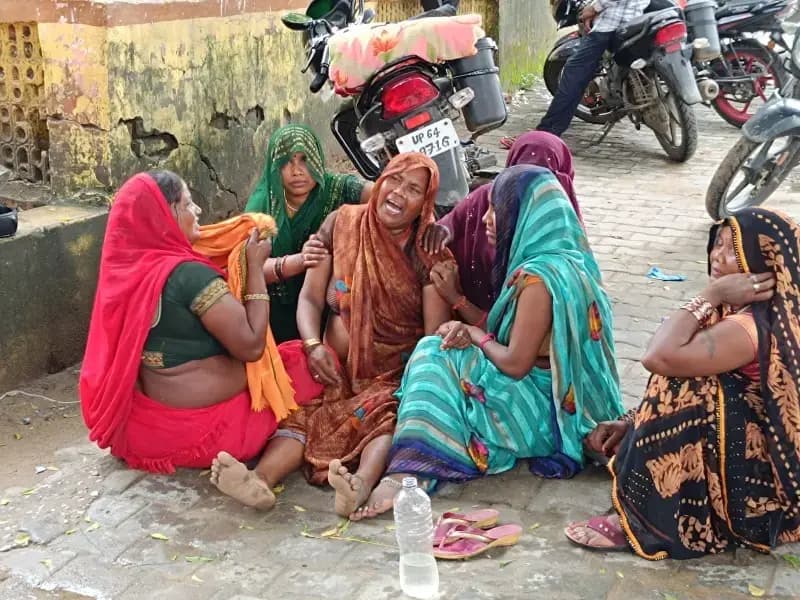 Sonbhadra News: दो भाइयों की खूनी संघर्ष में एक भाई की मौत, घटना से परिजनों में मचा कोहराम.
