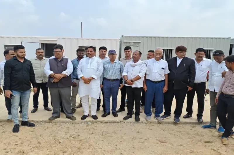Chandauli News: विधानसभा और लोकसभा चुनाव में मुद्दा रहे जनपद न्यायालय निर्माण प्रारंभ, विधायक ने बताया उनके लिए गौरव की बात.