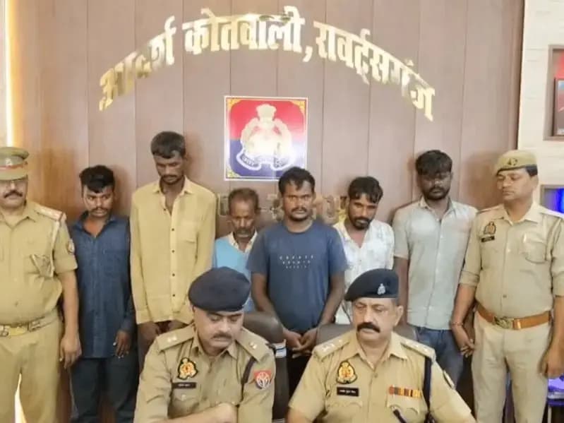 Sonbhadra News: कच्छा बनियान गिरोह का पुलिस ने किया खुलासा, रेकी के बाद अपने साथियों को ट्रेन और बस द्वारा बुलाकर घटना को देते थे अंजाम.