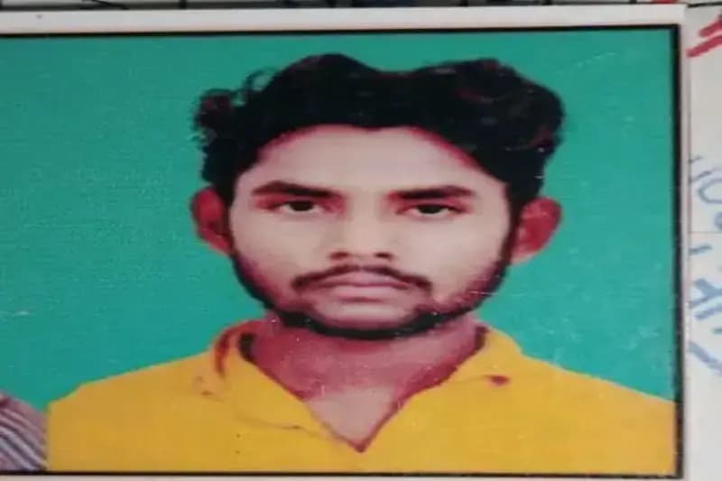 Chandauli News: शुक्रवार की सुबह से गायब युवक का कुएं में मिला शव, एक वर्ष पूर्व हुआ था कोर्ट मैरिज.