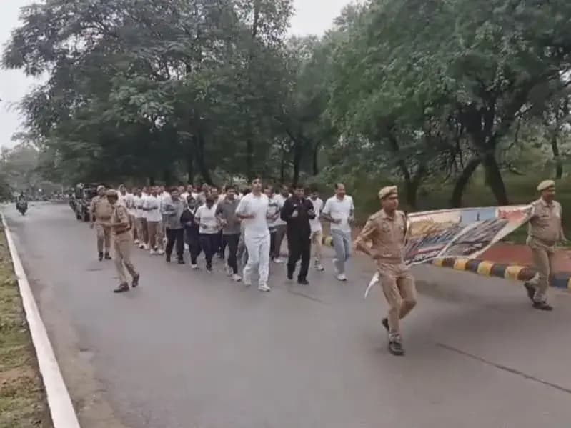 Sonbhadra News: सरदार पटेल की 150वी जयंती पर 'रन फॉर यूनिटी' का आयोजन, सरदार वल्लभभाई पटेल के अमूल्य योगदान को किया गया नमन.