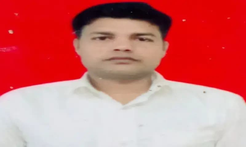 Chandauli News: नक्सली हमले में घायल हुआ बलुआ का लाल, हेलीकॉप्टर से एयरलिफ्ट.