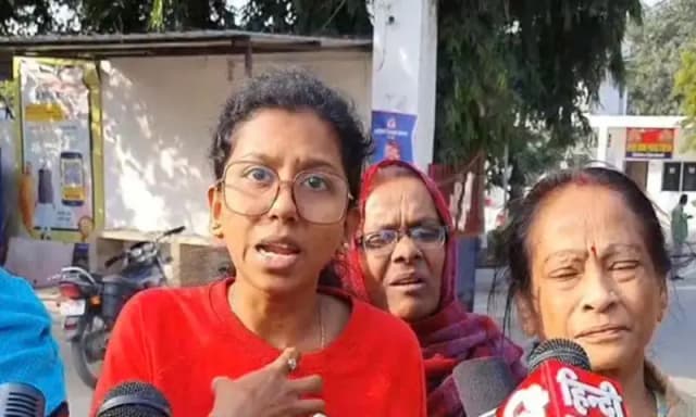 Chandauli News: आरोपियों के परिजनों ने क्यों उठाया सीबीआई जांच की मांग, मुख्यमंत्री पोर्टल, आईजी, गृहमंत्री को मेल भेज लगाई न्याय की गुहार.