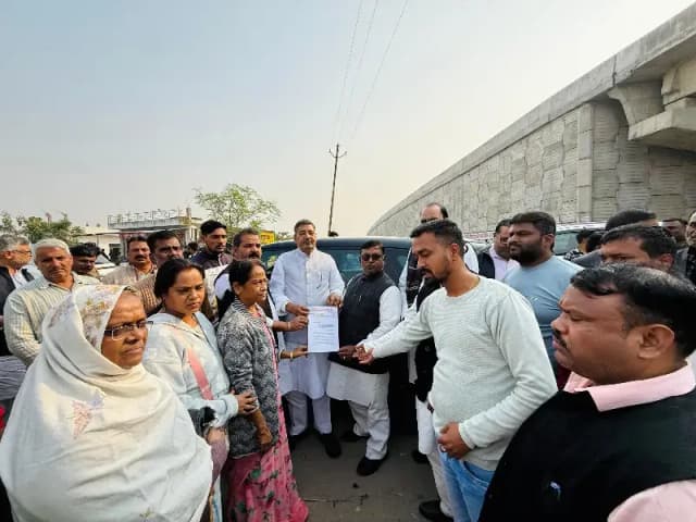 Chandauli News: जायसवाल समाज ने चंदौली सांसद को सौंपा पत्रक, पुलिस कार्यवाई पर उठाये सवाल.