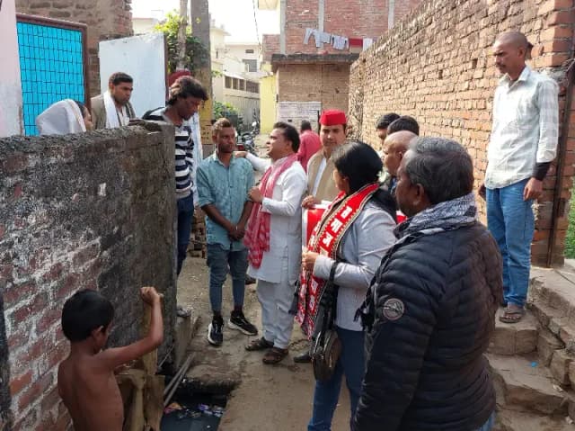 Sonbhadra News: सपा ने मतदाता सूची पुनरीक्षण अभियान चलाया, नाम जुड़वाने, सुधार कराने को लेकर किया जनसंपर्क.