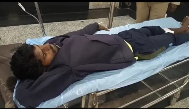 Chandauli News: पीयूष सिंह हत्याकांड का मुख्य आरोपी पुलिस मुठभेड़ में गिरफ्तार, पैर में लगी गोली.