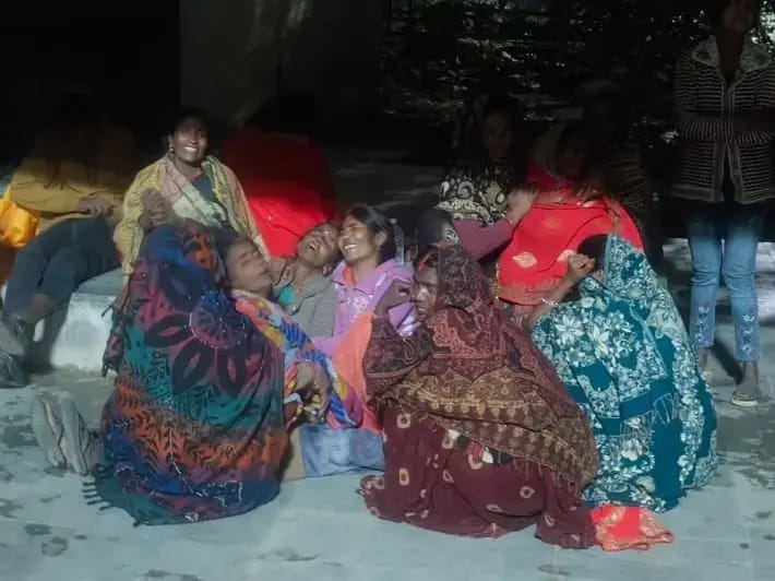 Sonbhadra News: बाइक दुर्घटना में 2 की मौत, परिजनों का हंगामा.