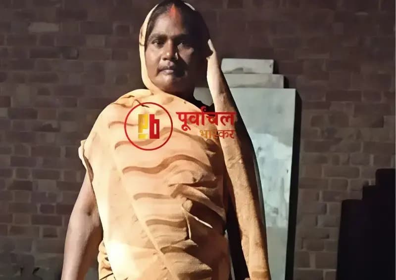 Chandauli News:बंद रेलवे फाटक पार करना जानलेवा हुआ साबित, मां की मौत बेटी की हालत गंभीर.