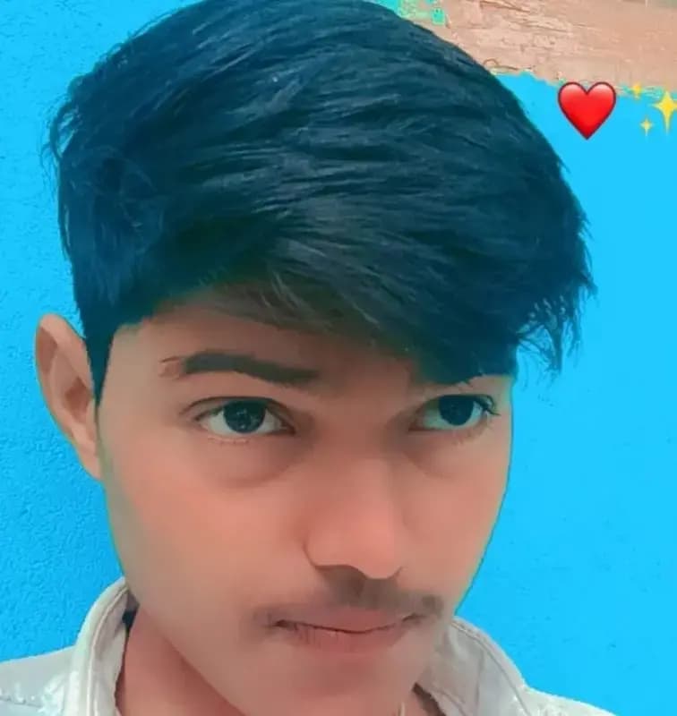 Chandauli News: मंदिर से टकराई अनियंत्रित बाइक, एक की मौत, दूसरा गंभीर.