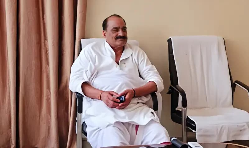 Chandauli News: सपा विधायक का प्रयास लाया रंग, हसनपुर में गंगा कटान रोकने को 2.27 करोड़ स्वीकृत.