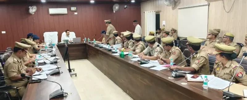 Chandauli News: अवैध सूदखोरी पर पुलिस का शिकंजा, सख्त कार्रवाई के निर्देश.