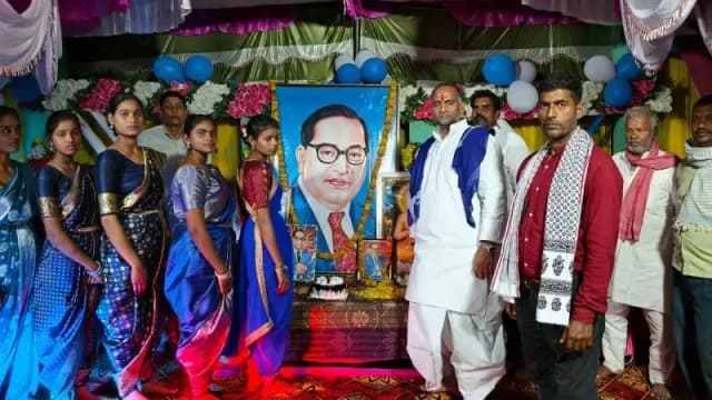 Chandauli News: पूर्व विधायक मनोज सिंह डब्लू ने कहा, वंचितों को हक दिलाना ही बाबा साहब को सच्ची श्रद्धांजलि.